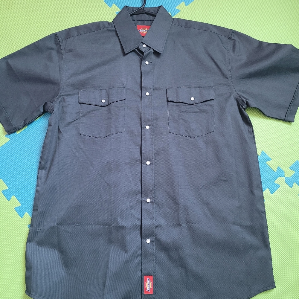 Short sleeve shirt by Dickies